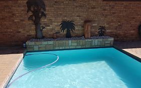 Meadows Guesthouse